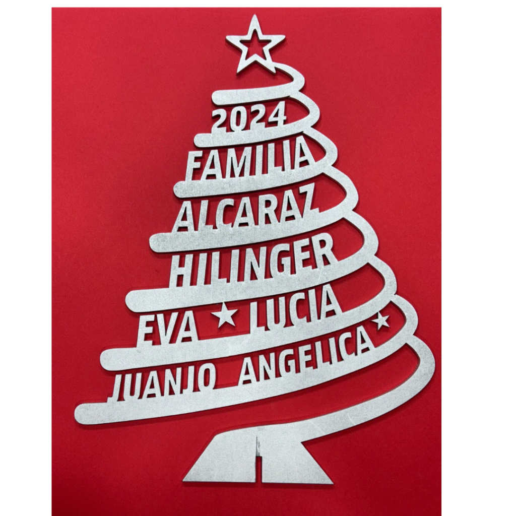 Árbol de Navidad de madera personalizado con nombres