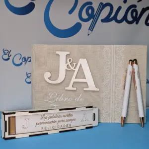 libro de firmas con 2 bolis grabados